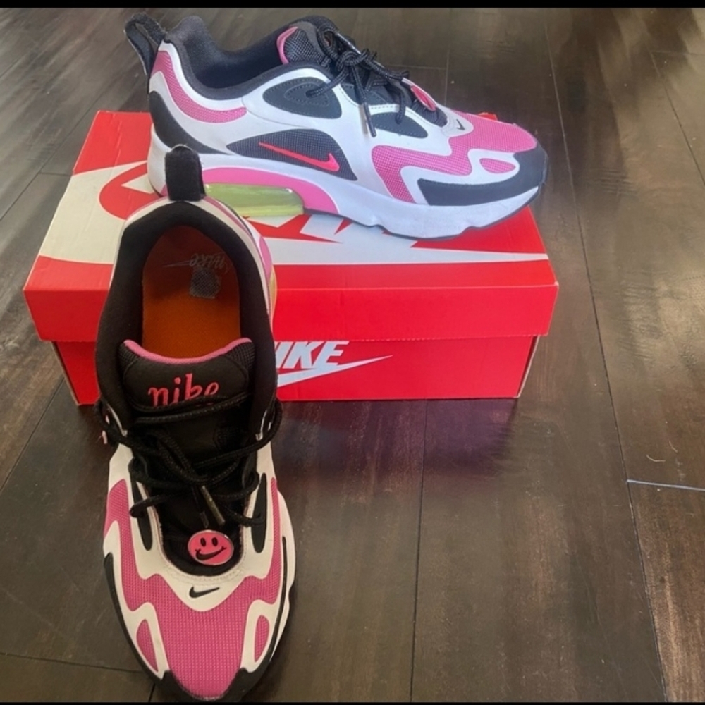 Nike Air Max 200
